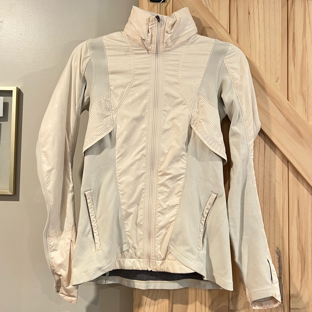 Lululemon White Running Jacket | Size 4
